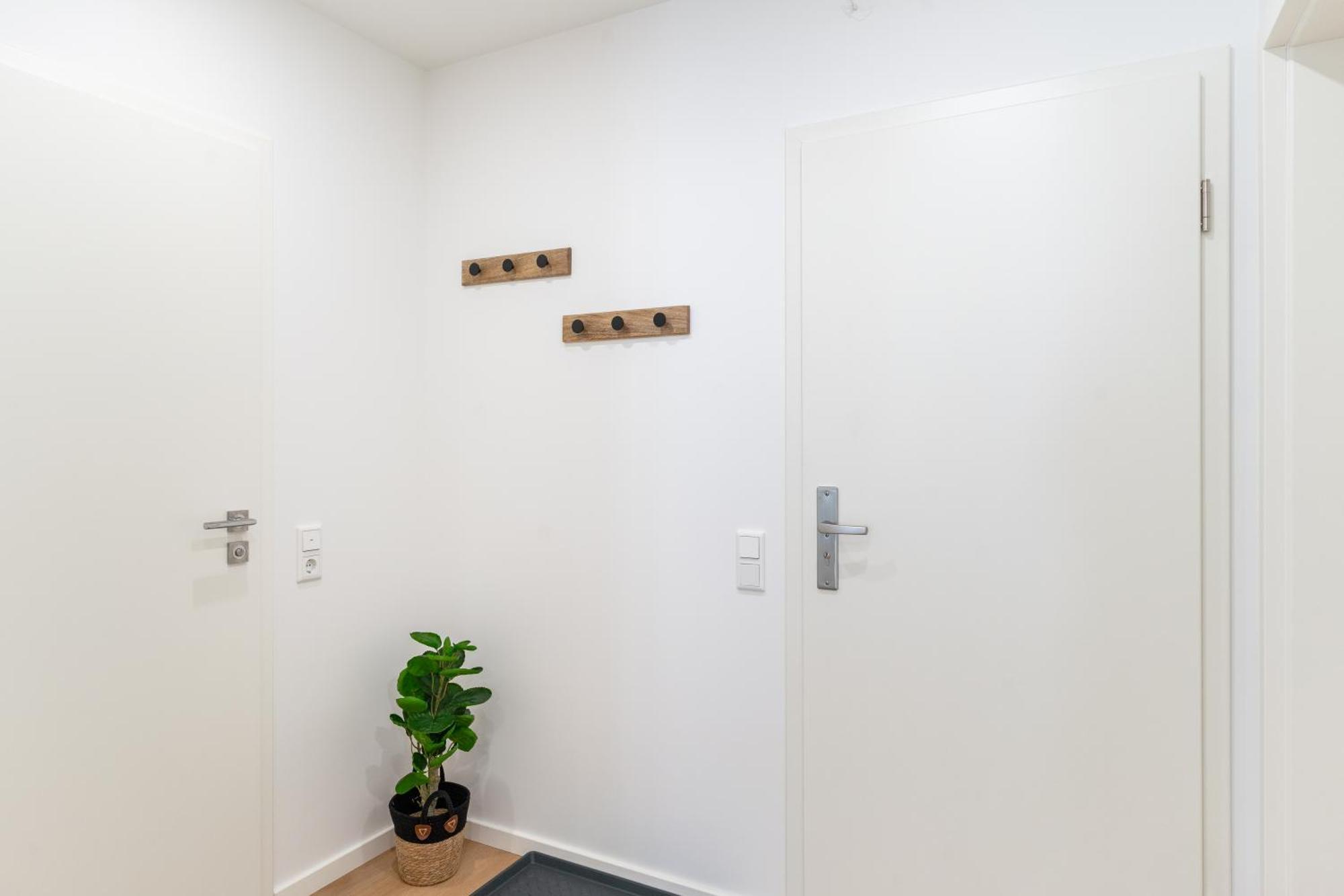 Raw-Flat Meier - Modern - Stylisch - Balkon - Netflix Bielefeld Esterno foto